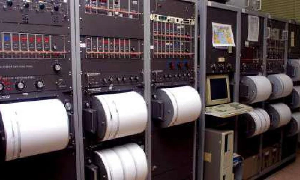 Σεισμός τώρα 6,8 Ρίχτερ στη Νέα Καληδονία - Προειδοποίηση για τσουνάμι